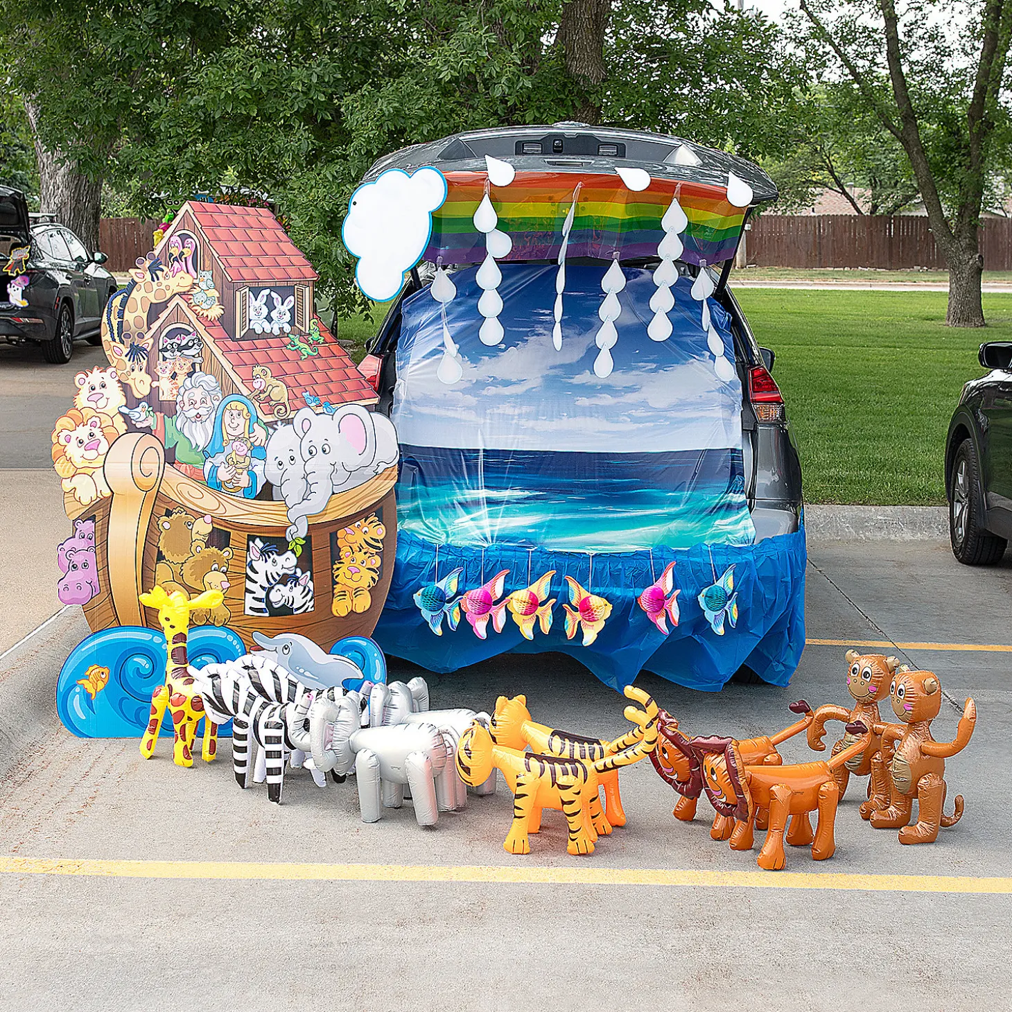 Noah's Ark Trunk-Or-Treat Decorating Kit - 34 Pc.